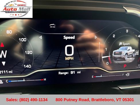 Used 2024 GMC Sierra 1500 AT4 w/ Technology Package AWD/4WD image 17