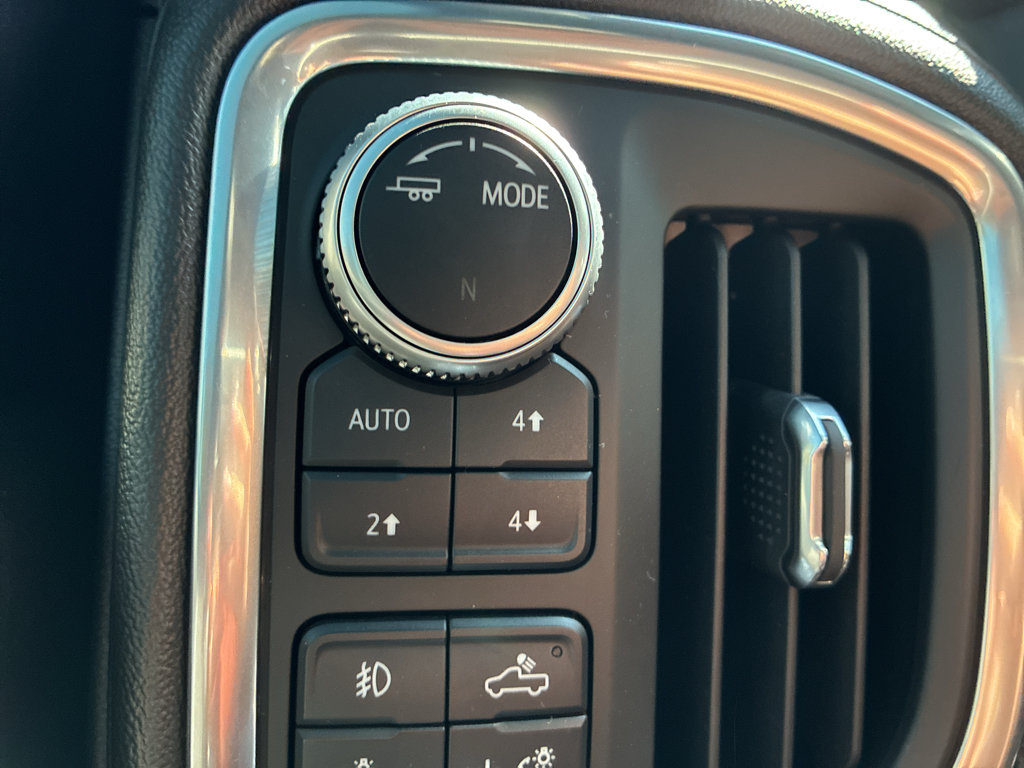 Used 2020 GMC Sierra 2500 Denali w/ Denali Ultimate Package AWD/4WD image 30
