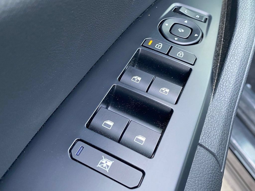New 2026 Kia Sportage SX Prestige AWD/4WD image 11