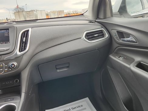 Used 2024 Chevrolet Equinox LT image 17