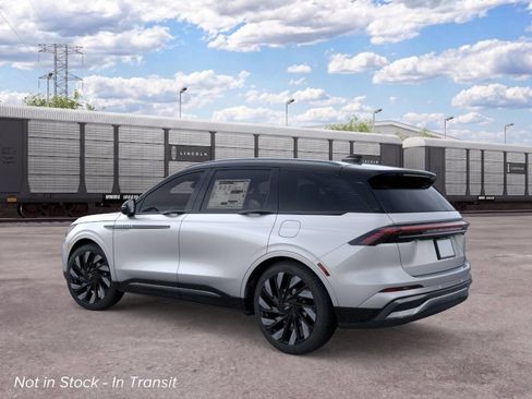 New 2026 Lincoln Nautilus Reserve AWD/4WD image 4