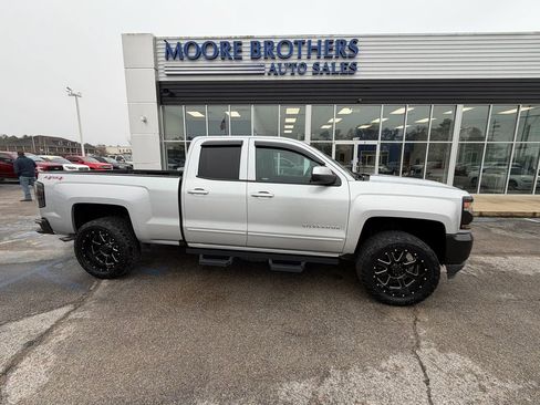 Used 2017 Chevrolet Silverado 1500 LT w/ All Star Edition image 1