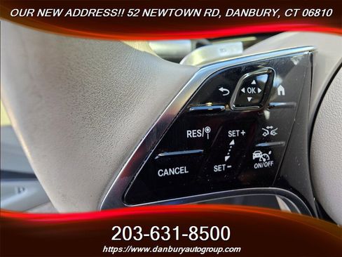 Used 2023 Mercedes-Benz EQS 450+ 4MATIC Sedan image 16