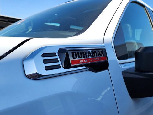 New 2026 GMC Sierra 2500 Denali w/ Denali Reserve Package image 10