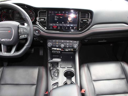Used 2025 Dodge Durango GT AWD/4WD image 32