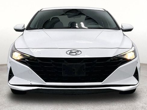 Used 2022 Hyundai Elantra Blue FWD image 5