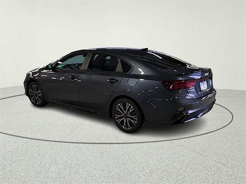 Used 2023 Kia Forte GT-Line image 5