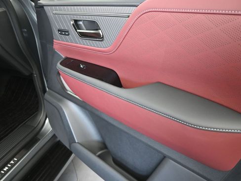 New 2026 INFINITI QX80 Autograph image 24