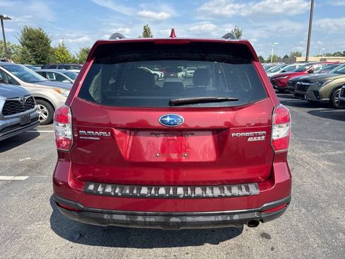 Used 2016 Subaru Forester 2.5i Limited AWD/4WD image 4