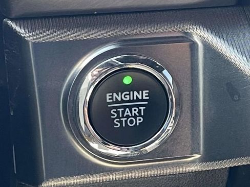 Used 2022 Ford F150 Platinum w/ Equipment Group 701A High AWD/4WD image 27