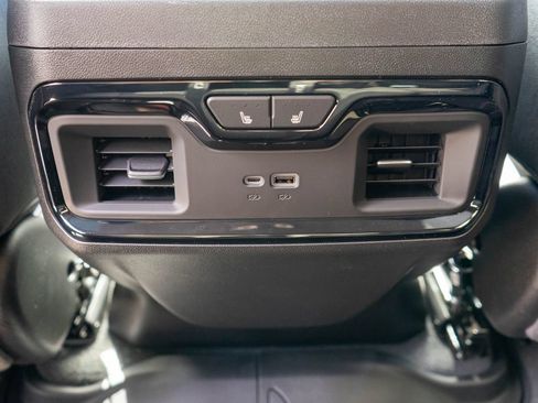 New 2026 GMC Sierra 3500 AT4 AWD/4WD image 14