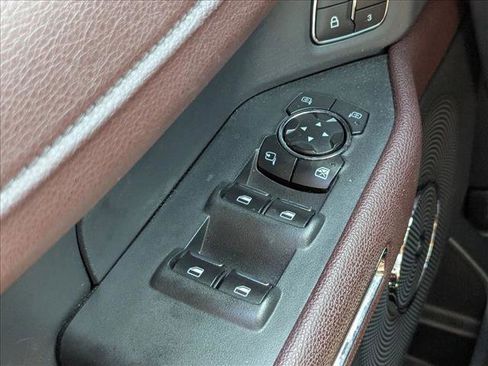 Used 2022 Ford Expedition Limited RWD image 14