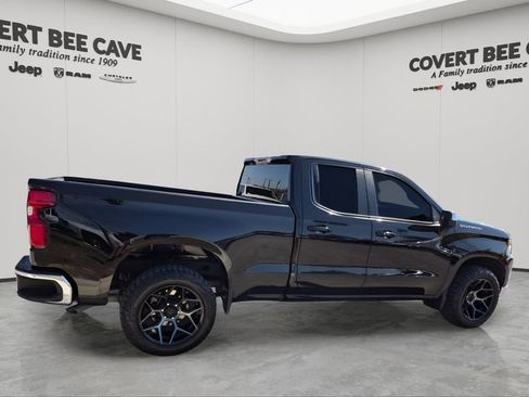 Used 2023 Chevrolet Silverado 1500 LT image 10