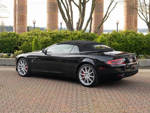 Used 2009 Aston Martin DB9 Volante image 2
