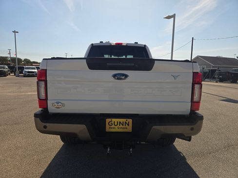 Used 2020 Ford F250 King Ranch w/ King Ranch Ultimate Package AWD/4WD image 4