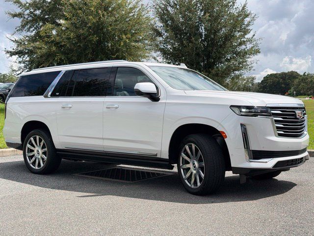 Used 2023 Cadillac Escalade ESV Premium Luxury Platinum AWD/4WD image 13