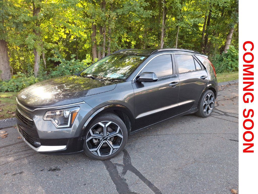 Used 2023 Kia Niro EX Touring FWD image 1