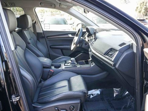 Used 2025 Audi Q5 2.0T Premium image 15