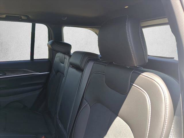 New 2026 Jeep Grand Cherokee Altitude AWD/4WD image 14