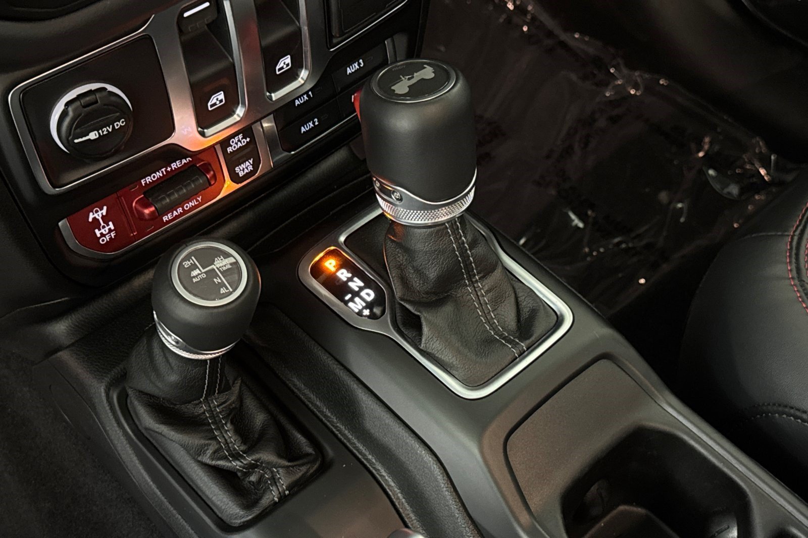 Used 2026 Jeep Wrangler Rubicon AWD/4WD image 17