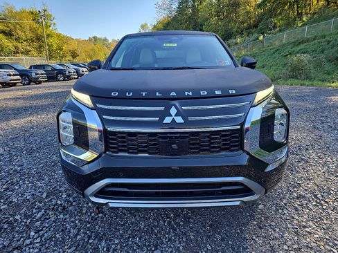 New 2025 Mitsubishi Outlander SE image 10