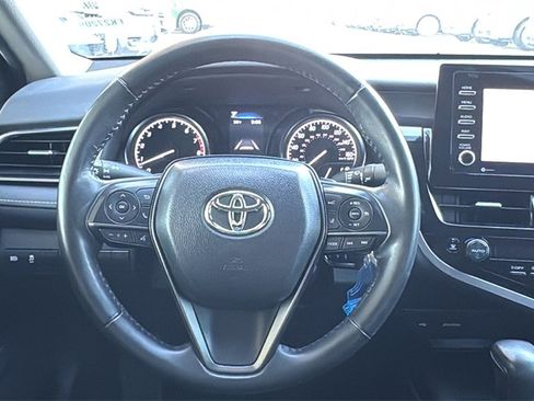 Used 2023 Toyota Camry SE image 10