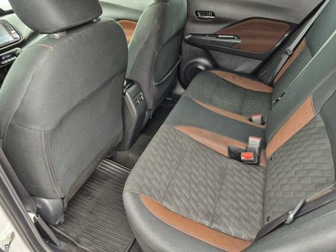 Used 2024 Nissan Kicks SR FWD image 22