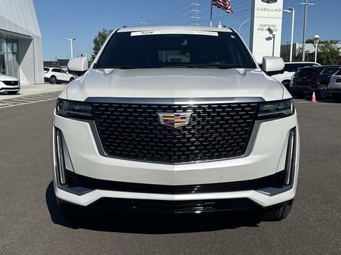 Certified 2024 Cadillac Escalade Luxury AWD/4WD image 2