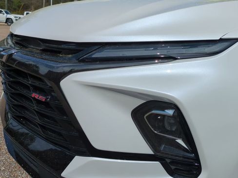 Used 2023 Chevrolet Blazer RS w/ Driver Confidence II Package image 9