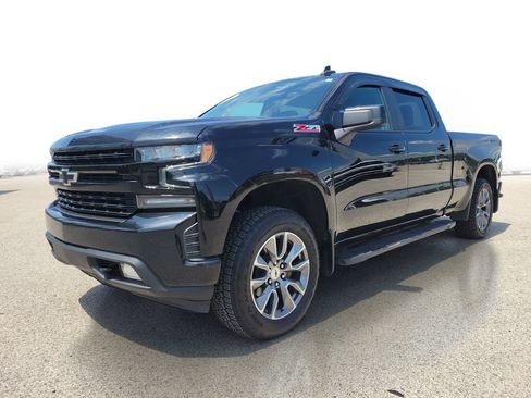Used 2021 Chevrolet Silverado 1500 RST w/ Z71 Off-Road Package AWD/4WD image 2
