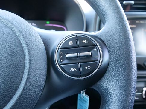 Used 2023 Kia Soul LX image 22