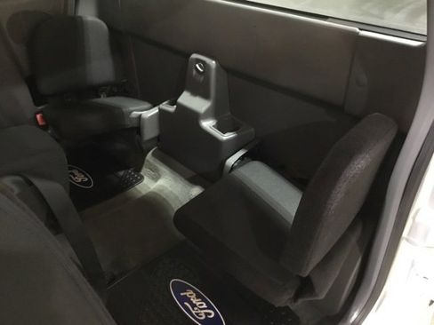 Used 2011 Ford Ranger XLT image 40