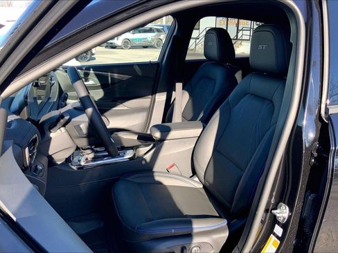 New 2026 Buick Envista Sport Touring w/ Convenience I Package image 9