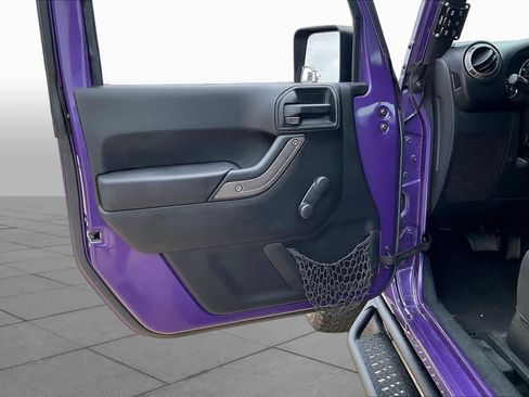 Used 2018 Jeep Wrangler Sport AWD/4WD image 21