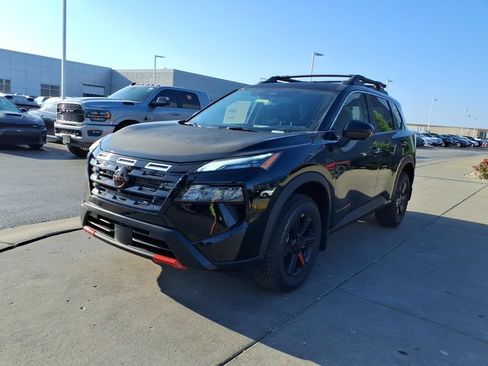 New 2026 Nissan Rogue SV AWD/4WD image 4