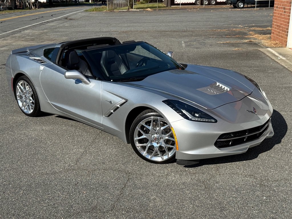 Used 2017 Chevrolet Corvette Stingray Coupe RWD image 28