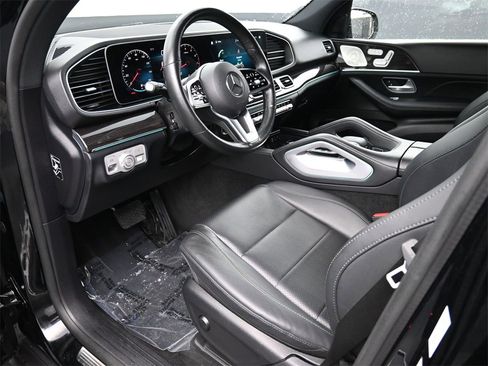 Used 2022 Mercedes-Benz GLE 350 4MATIC w/ Premium Package image 2