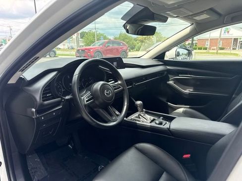 Used 2023 MAZDA MAZDA3 s FWD image 9