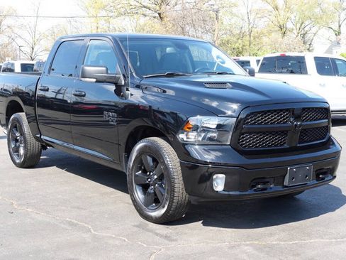 Used 2023 RAM 1500 Classic SLT w/ Electronics Convenience Group AWD/4WD image 5