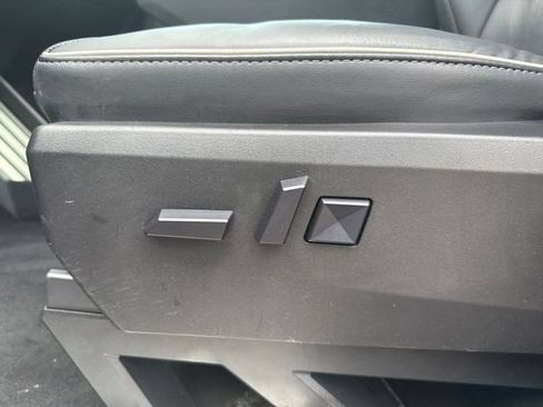 Used 2024 Tesla Cybertruck AWD Crew Cab image 15