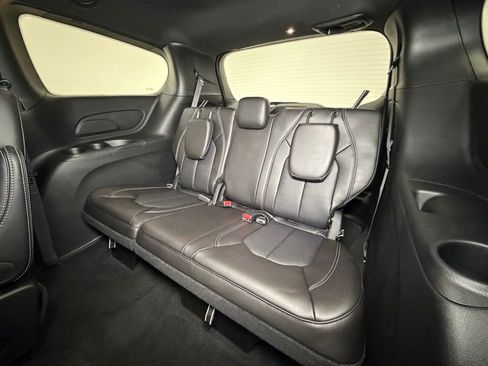 New 2026 Chrysler Pacifica Select image 6