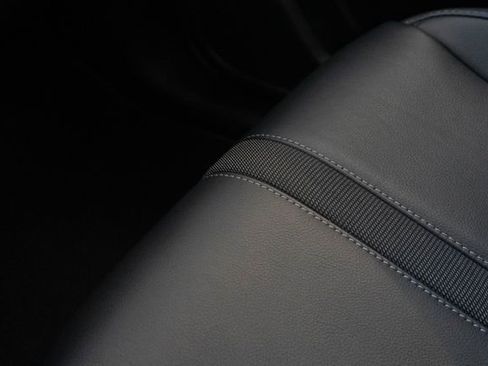 Used 2024 Honda Pilot Touring image 31