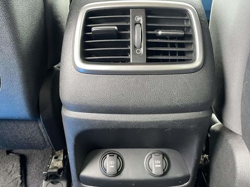 Used 2017 Kia Sorento FWD w/ LX Convenience Package image 10