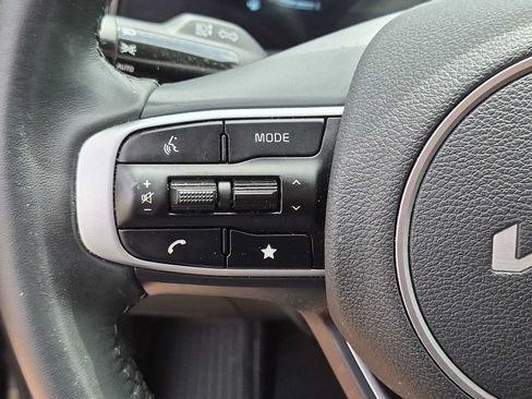 Used 2025 Kia Sportage EX FWD image 14