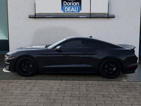 Used 2022 Ford Mustang GT Premium w/ Equipment Group 401A RWD image 6