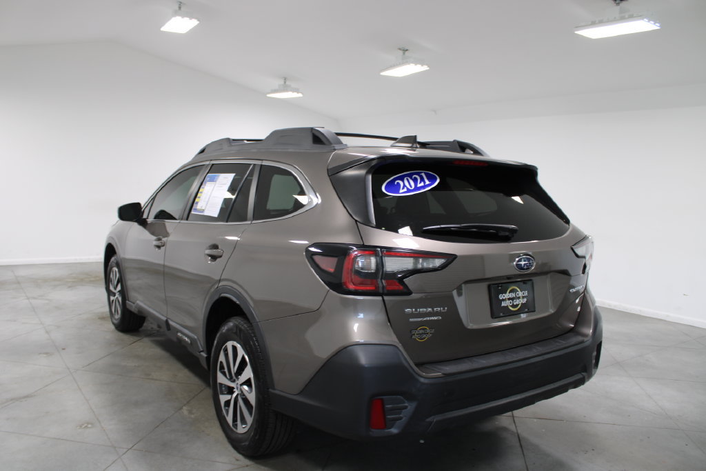 Used 2021 Subaru Outback Premium AWD/4WD image 7