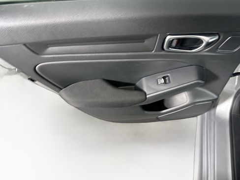 Used 2025 Honda Civic Sport image 26