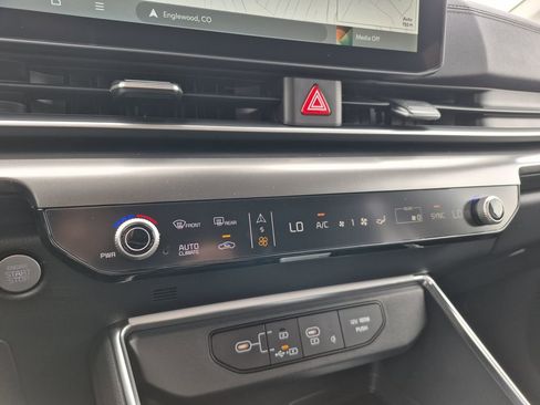 New 2026 Kia Carnival SX FWD image 23