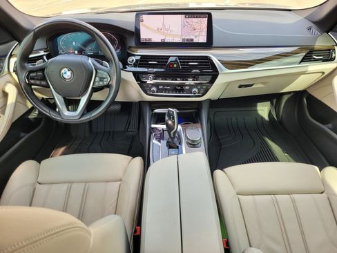 Certified 2023 BMW 530i w/ Convenience Package image 34