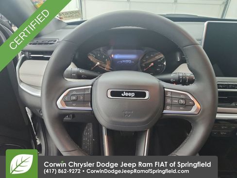 Certified 2025 Jeep Compass Limited AWD/4WD image 21